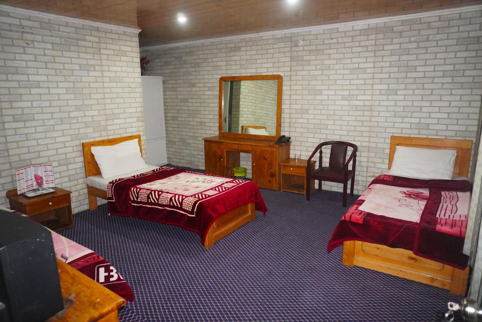 Hotel Dewanekhas סקרדו מראה חיצוני תמונה