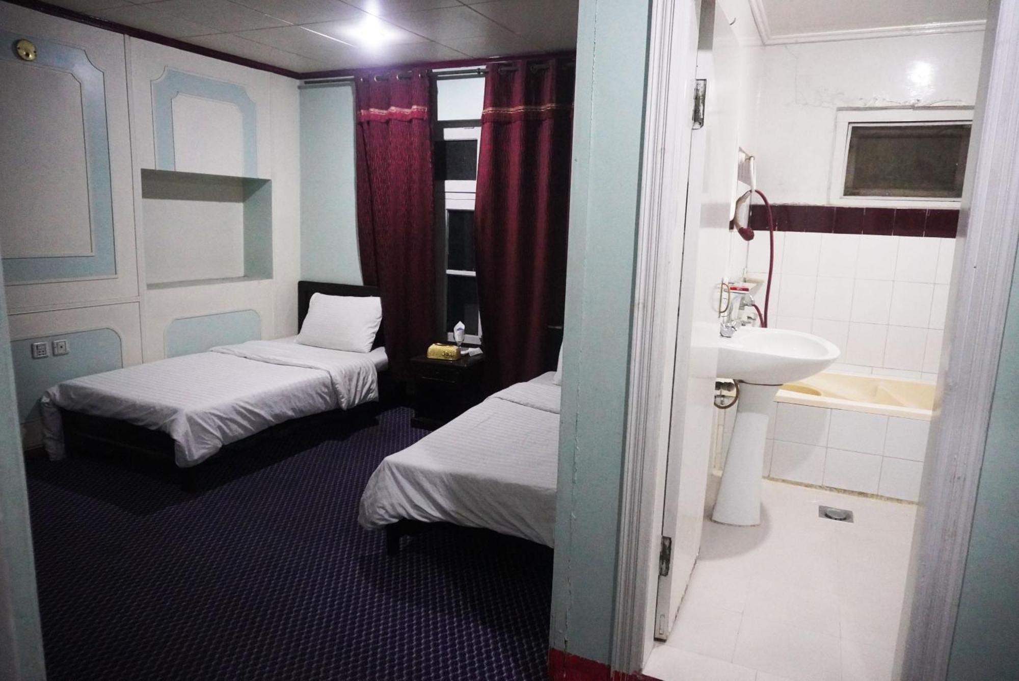 Hotel Dewanekhas סקרדו מראה חיצוני תמונה