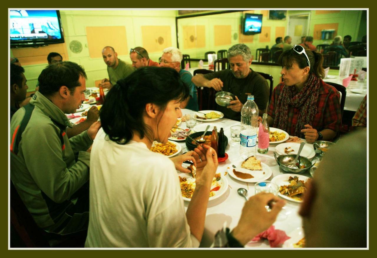 Hotel Dewanekhas סקרדו מראה חיצוני תמונה